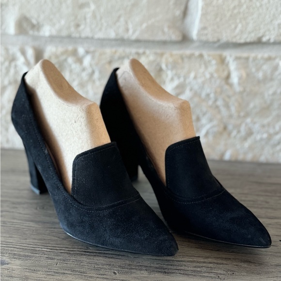 Donald J. Pliner Shoes - Donald Pliner Black Suede Chunky Heels (7.5)